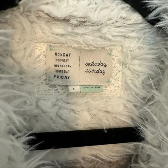 Anthropologie Saturday Sunday Shearling Tan Vest - Picture 5 of 7